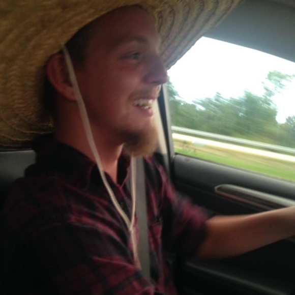 Meet your Posher, Cory - Picture 1 of 1